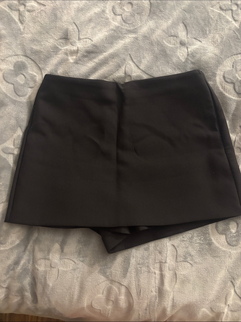 Zara Black Mini Skort - Classic A-Line Style